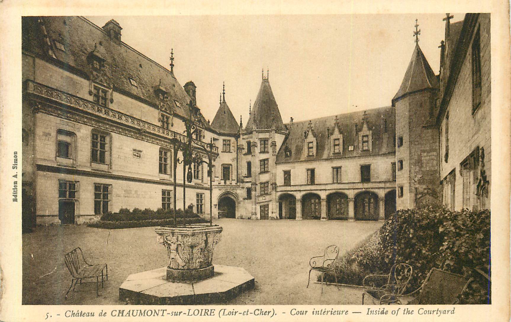 Château de Chaumont-sur-Loire — Cour intérieure — Édition A. Simon, n°5