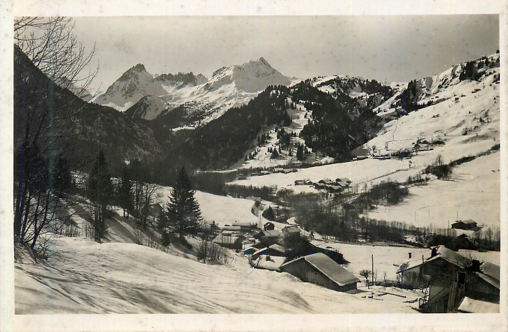 Les Contamines en hiver — Montjoie et les Aiguilles de la Pennaz et de Roselette — Edit. C. Blanc