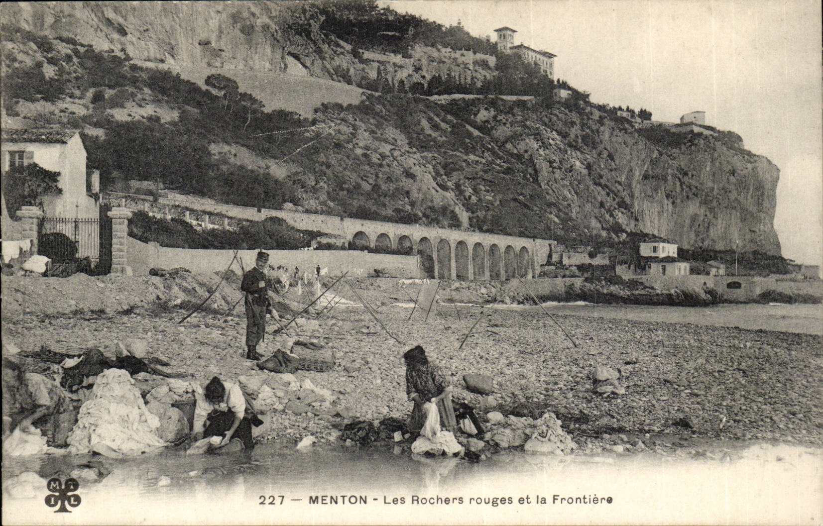 Menton - Les Rochers rouges et la Frontière — éditeur M.T. n°227