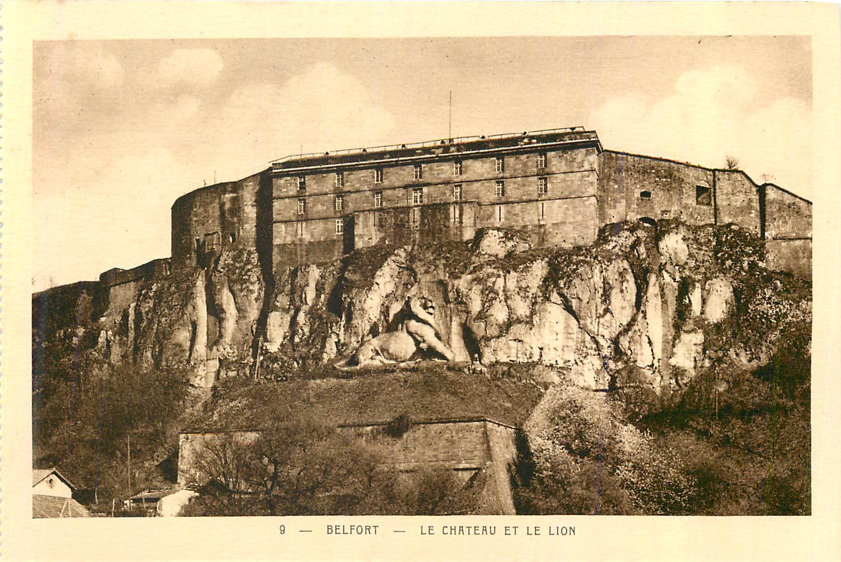 CPA Belfort Le Chateau et le Lion