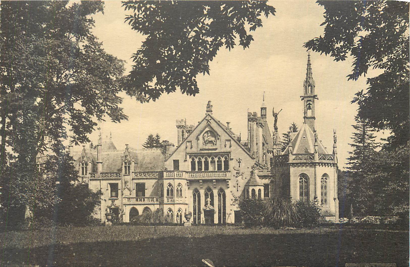 CPA Le Chateau de Keriolet pres Concarneau vu du Parc