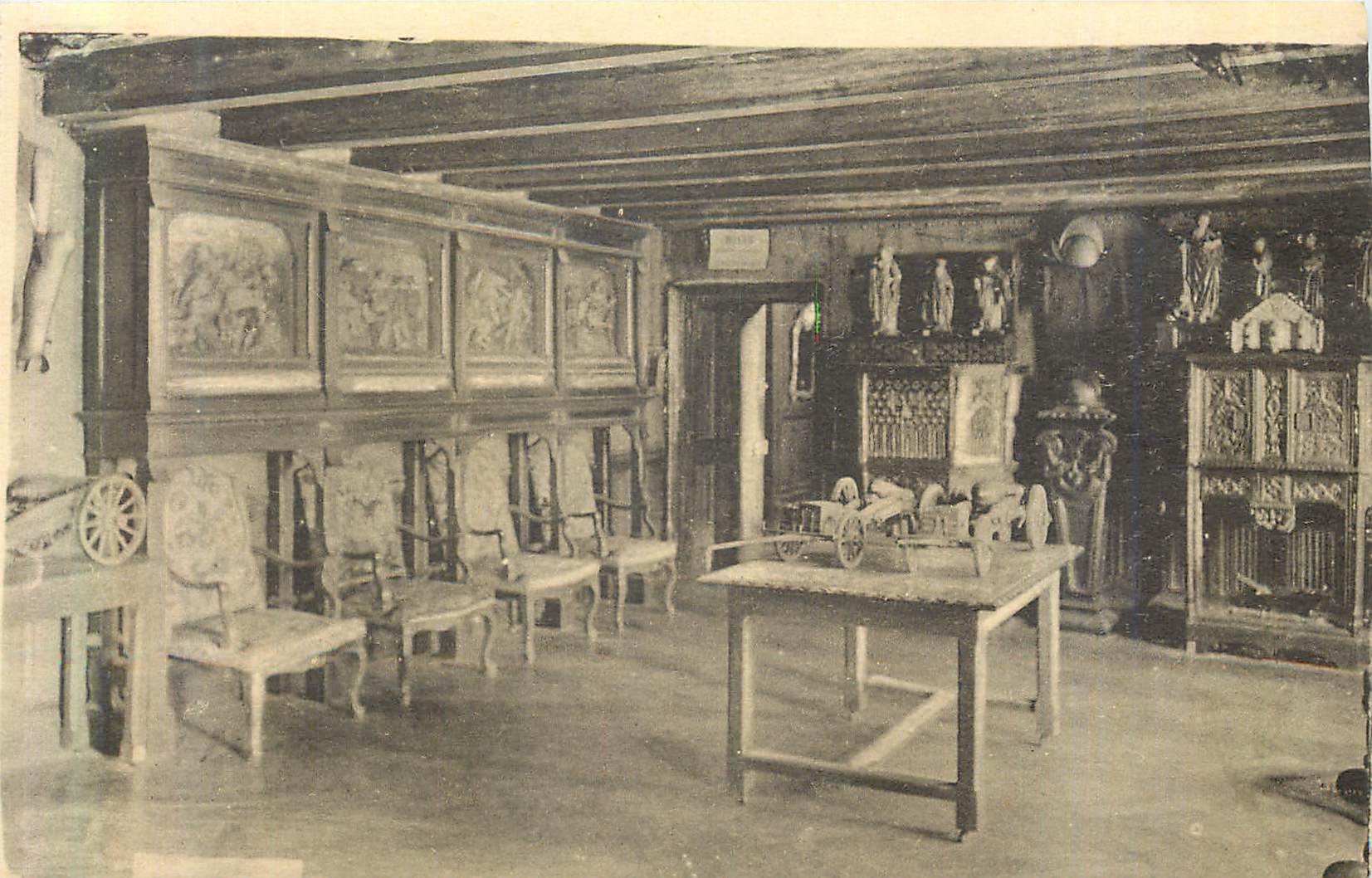 CPA Le Chateau de Keriolet La Salle d'Armes