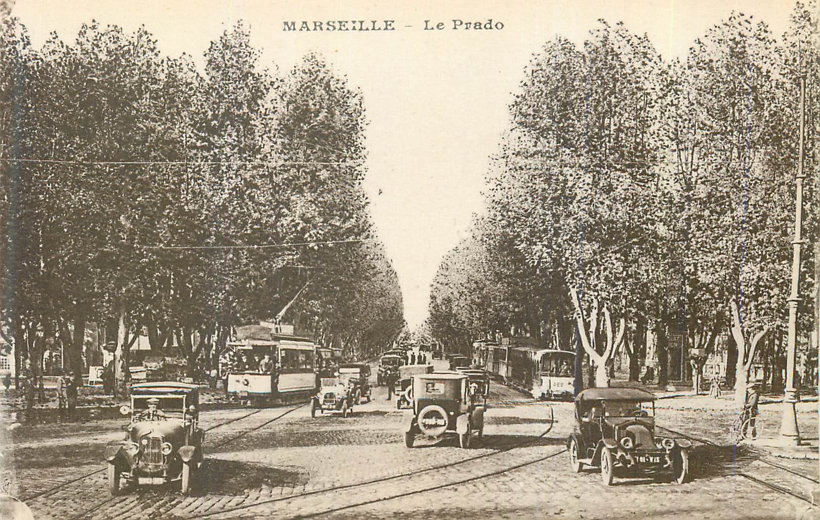 CPA Marseille Le Prado Automobile Tramway
