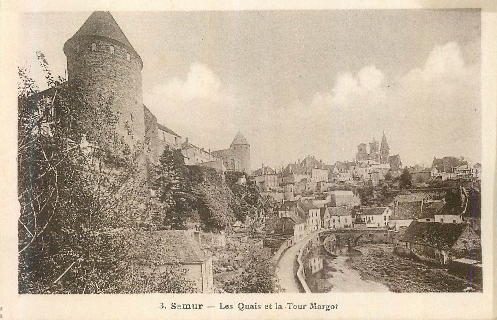 CPA Semur Les Quais et la Tour Margot