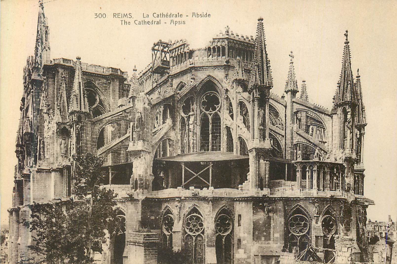 CPA Reims La Cathedrale Abside