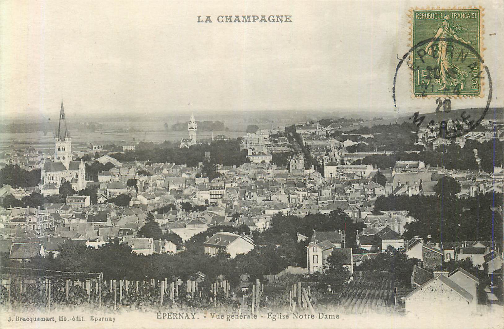 CPA Epernay Vue Generale Eglise Notre Dame