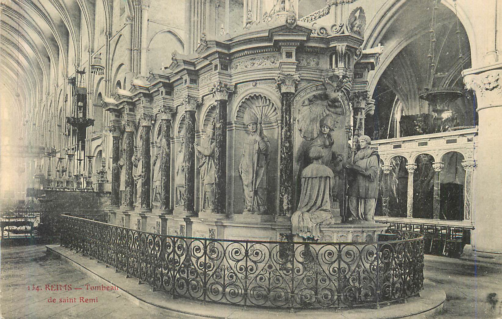 CPA Reims Tombeau de Saint Remi
