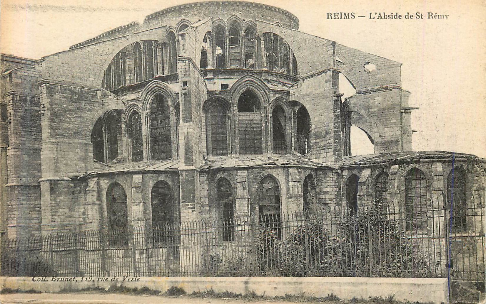 CPA Reims L'Abside de St Remy