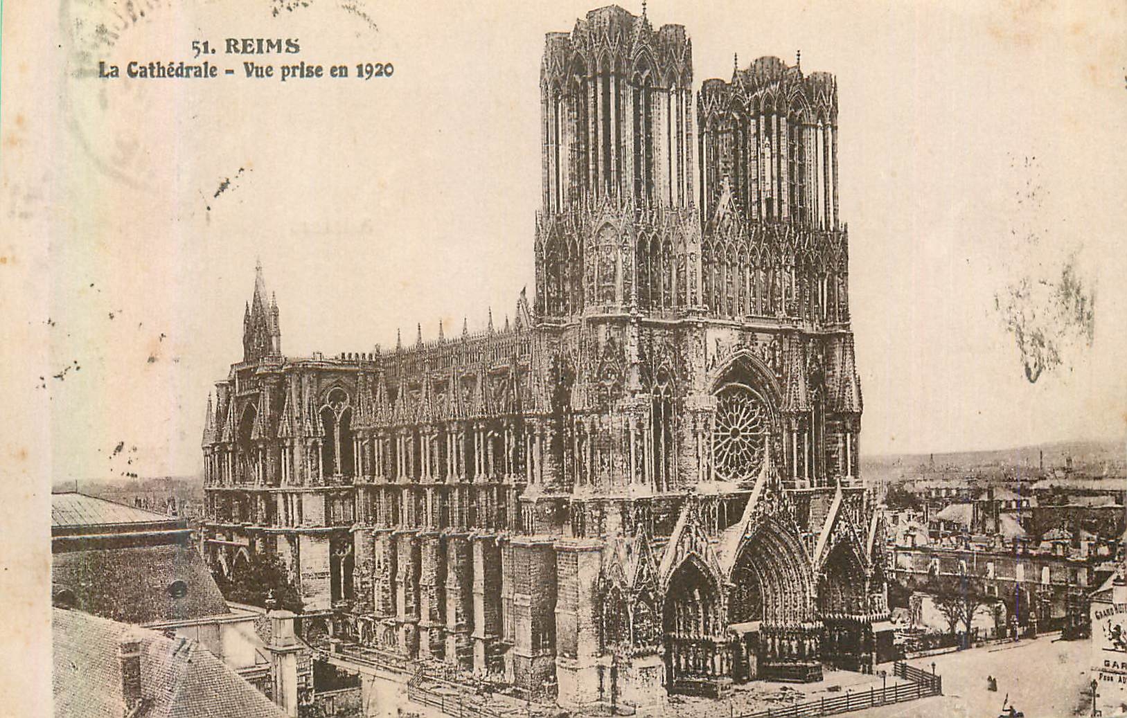 CPA Reims La Cathedrale Vue Prise en 1920