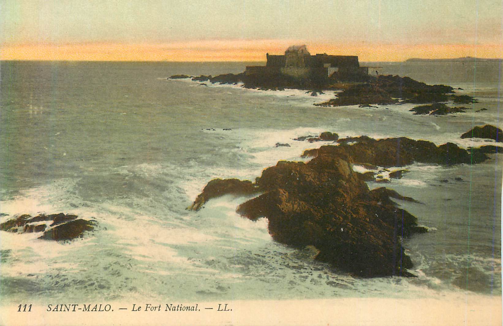 Saint-Malo — Le Fort National — LL. — n° 111