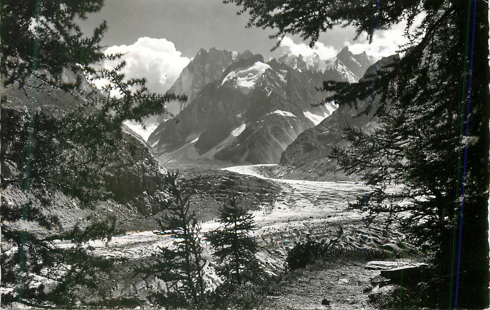 CPM Au Pays du Mont Blanc La Mer de Glace