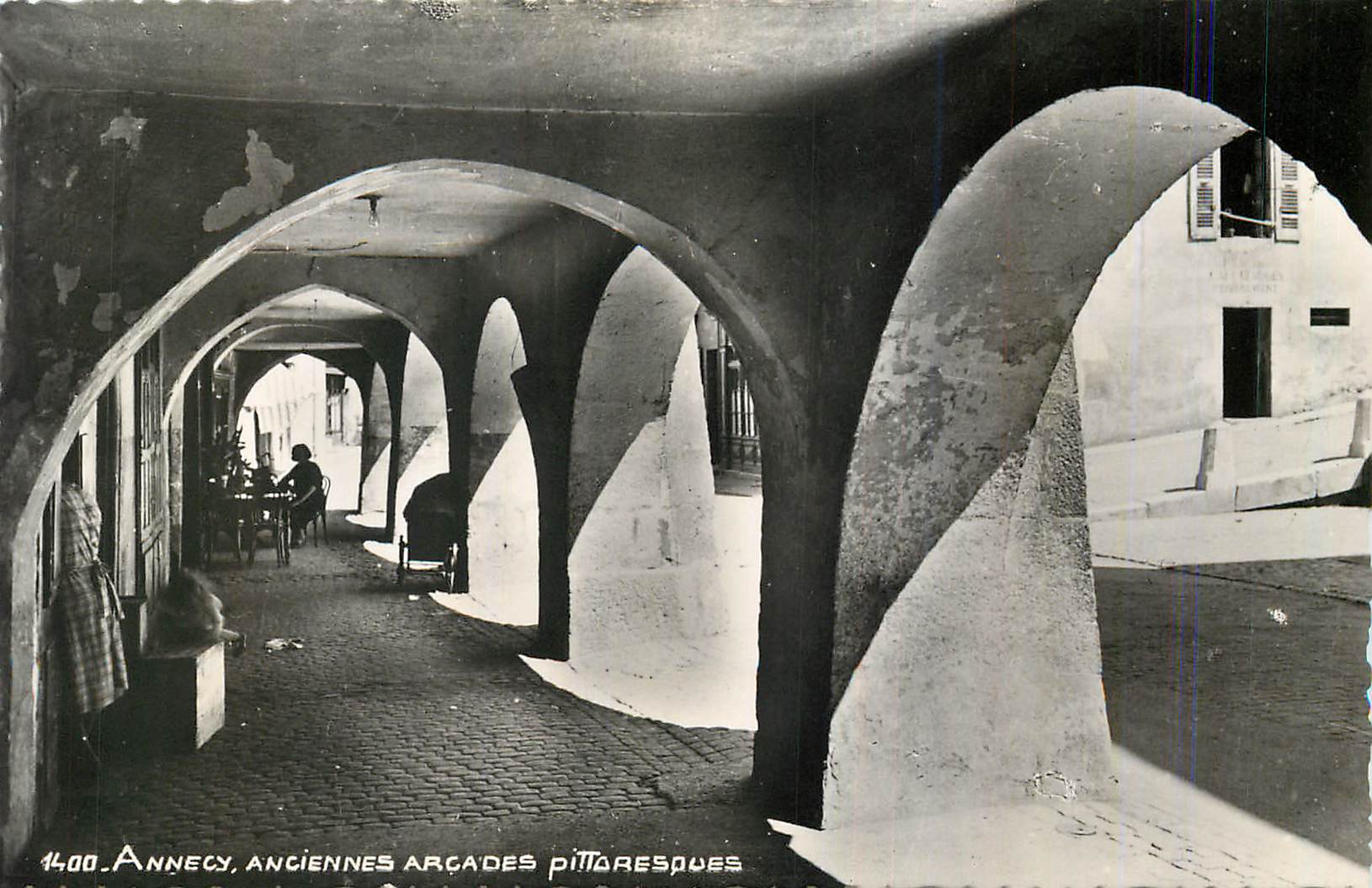 CPM Annecy Anciennes Arcades Pittoresques