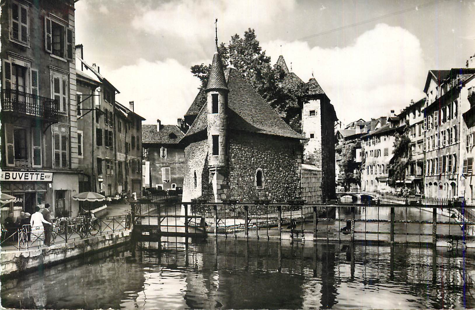 CPM Annecy Le Palais de l'Ile et le Canal du Thiou