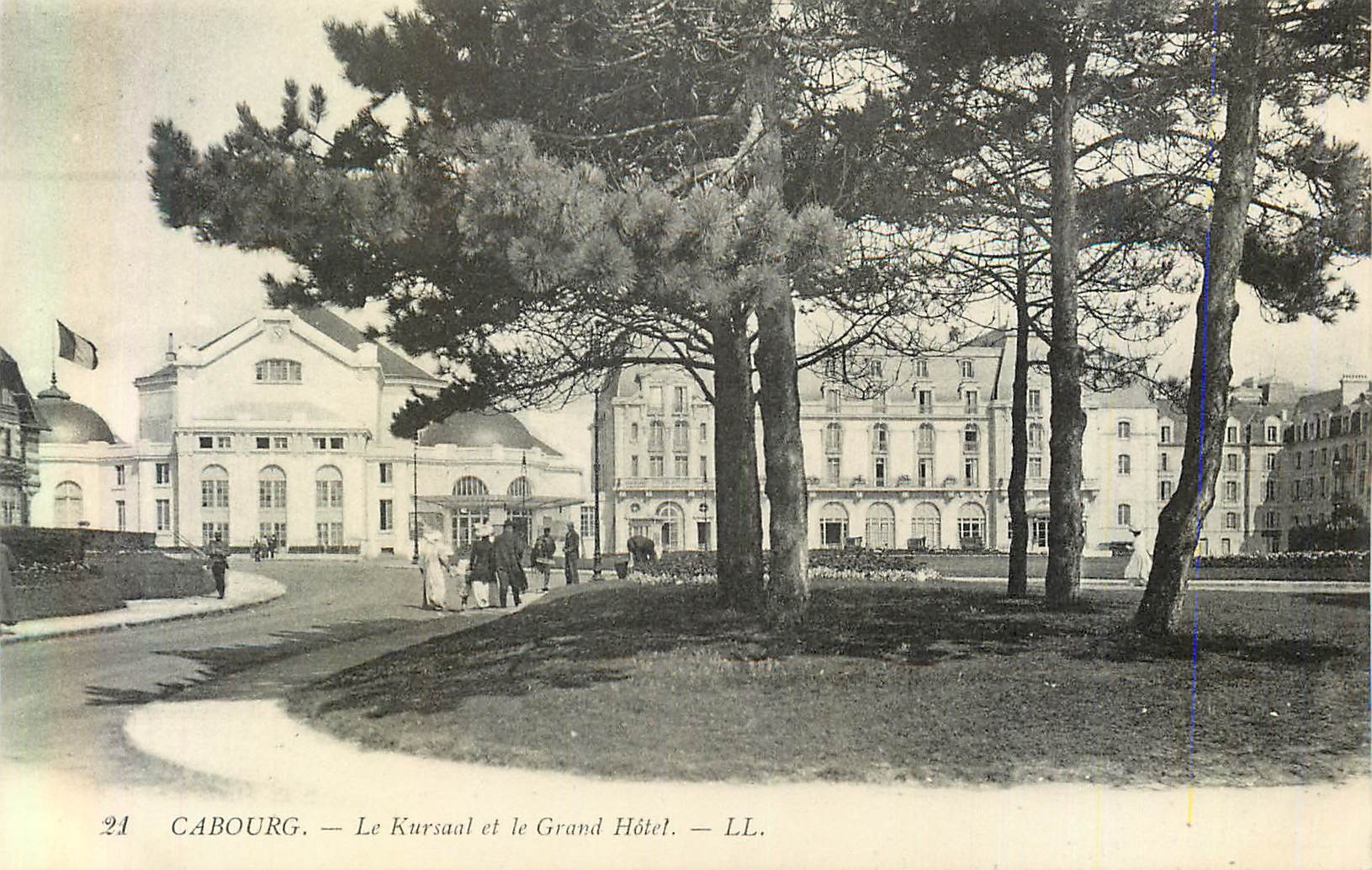Cabourg — Le Kursaal et le Grand Hôtel — LL.