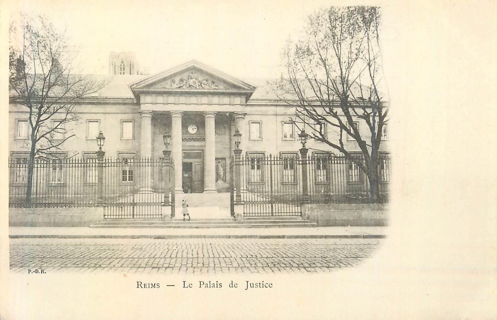 CPA Reims Le Palais de Justice (carte 1900)