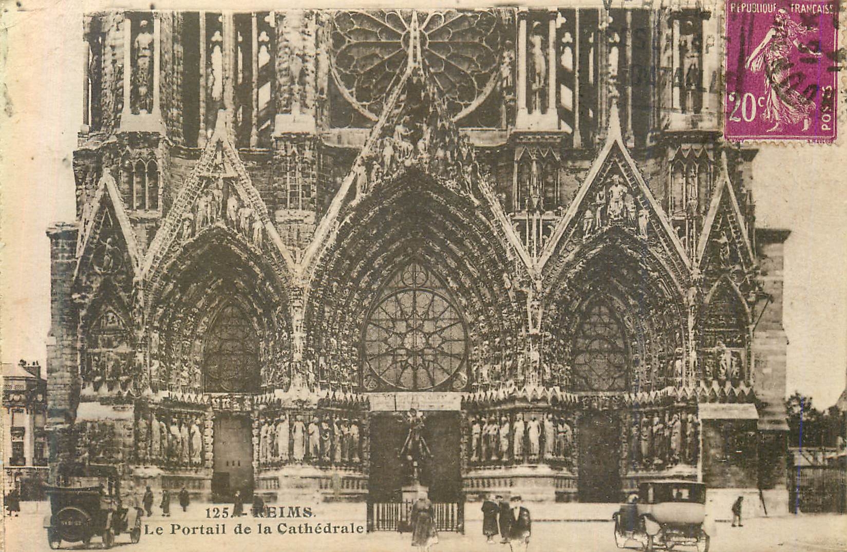 CPA Reims Le Portail de la Cathedrale