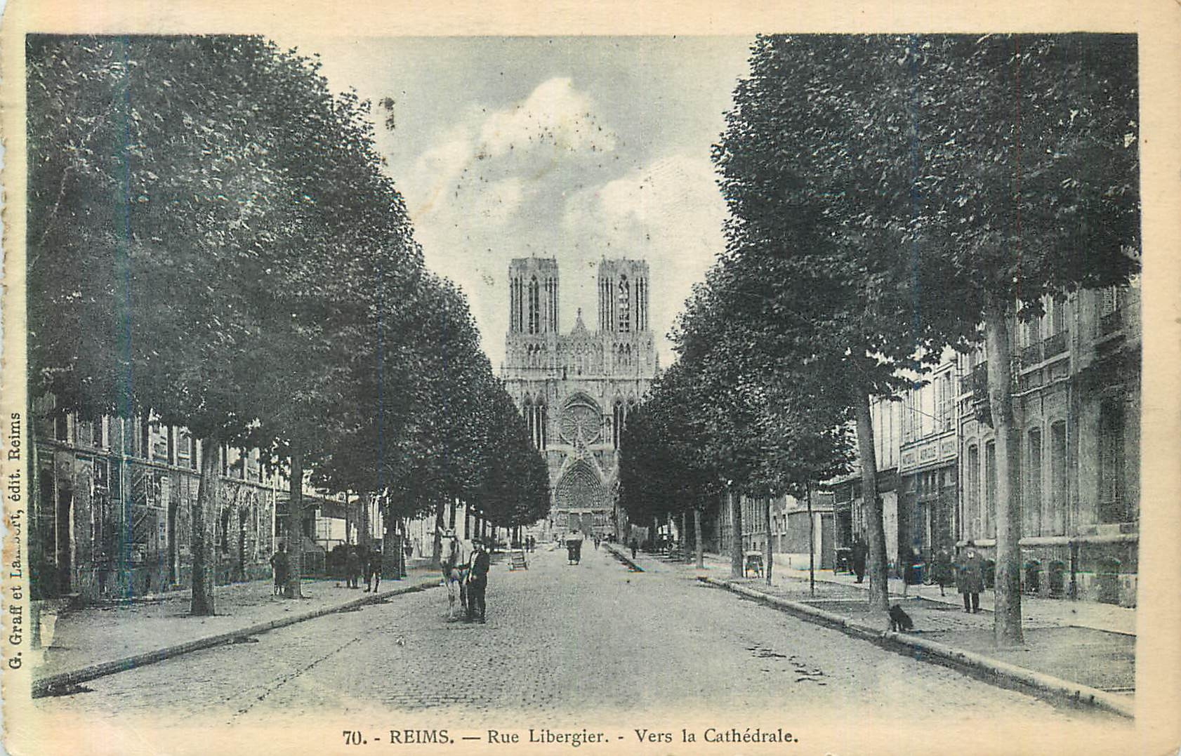 CPA Reims Rue Libergier Vers la Cathedrale