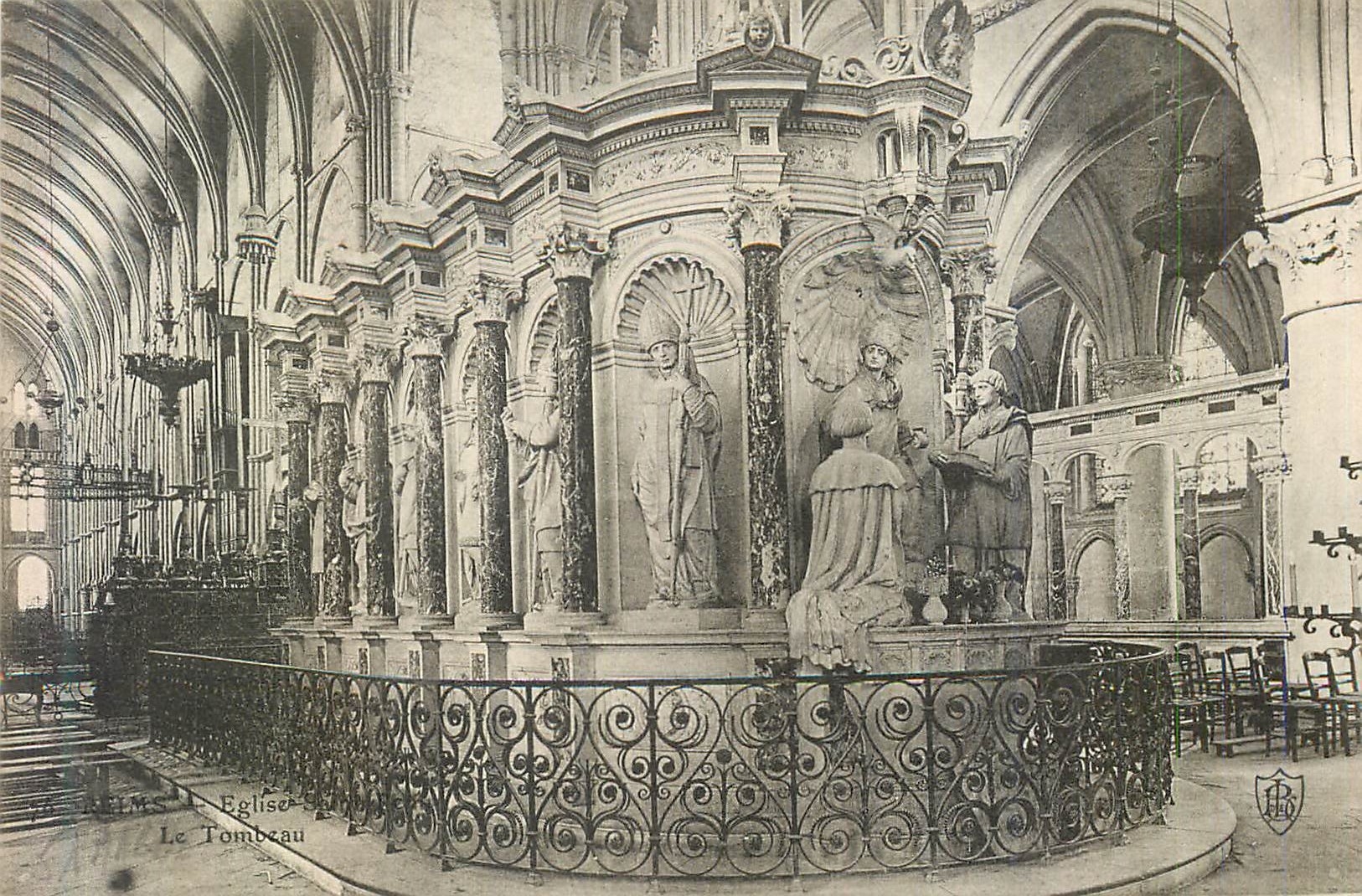 CPA Reims Eglise Le Tombeau