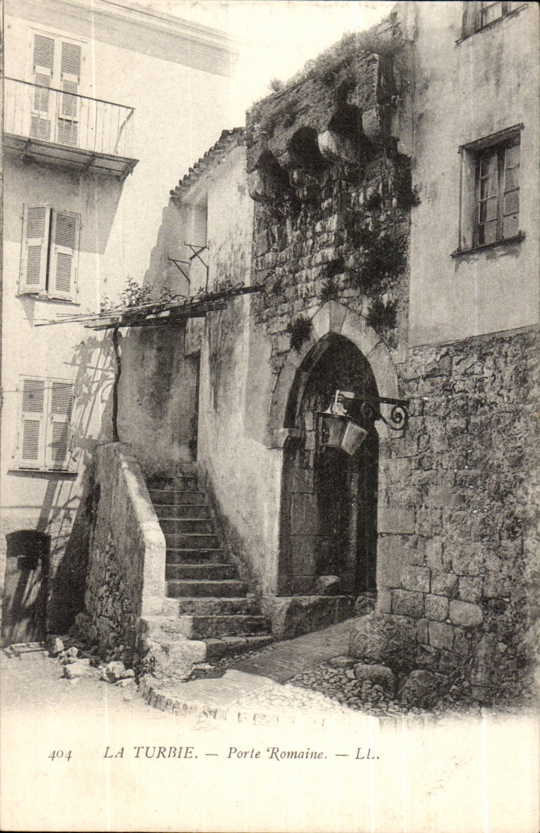 La Turbie CPA Porte romaine
