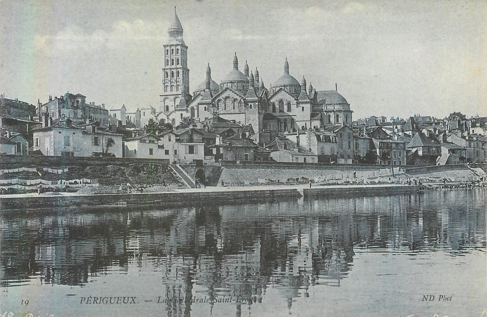 Périgueux — La cathédrale Saint-Front — ND Phot