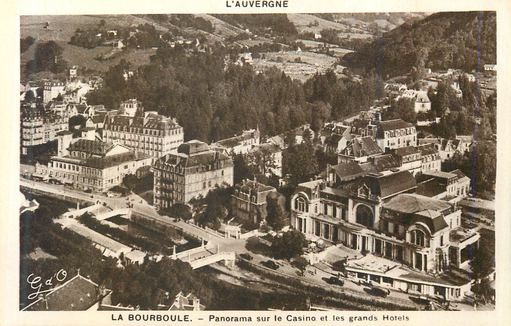 CPA L auvergne la bourboule panorama sur le casino et les grans hotels