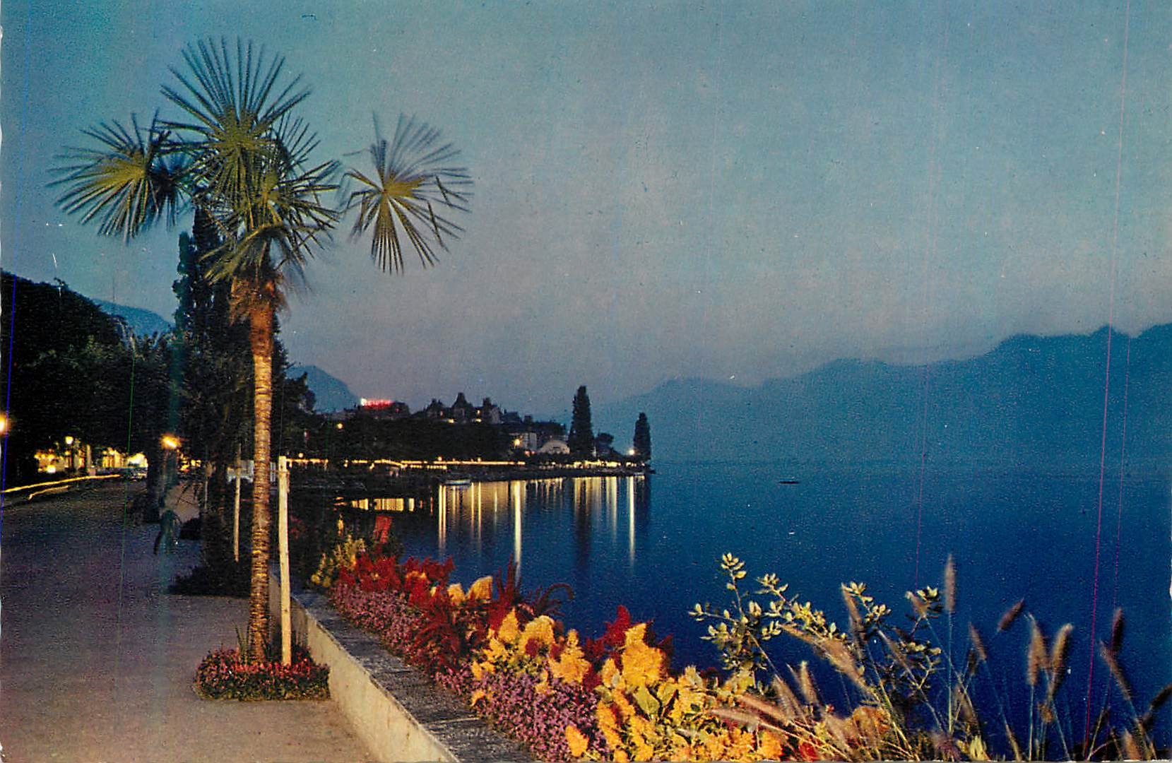 CPM Montreux 824 soiree sur les quais