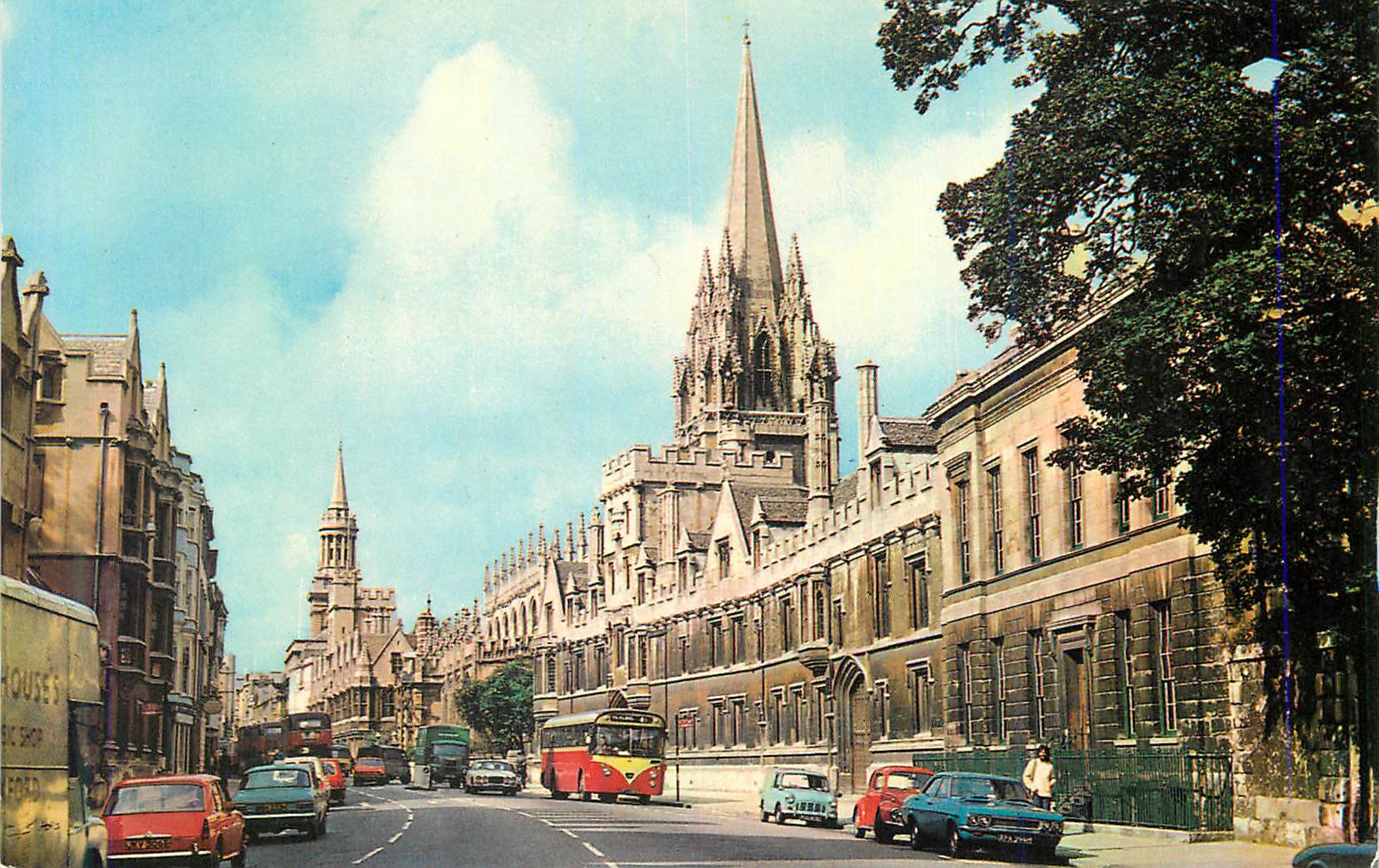 Oxford — vue de la rue avec église et bus — Colourmaster International