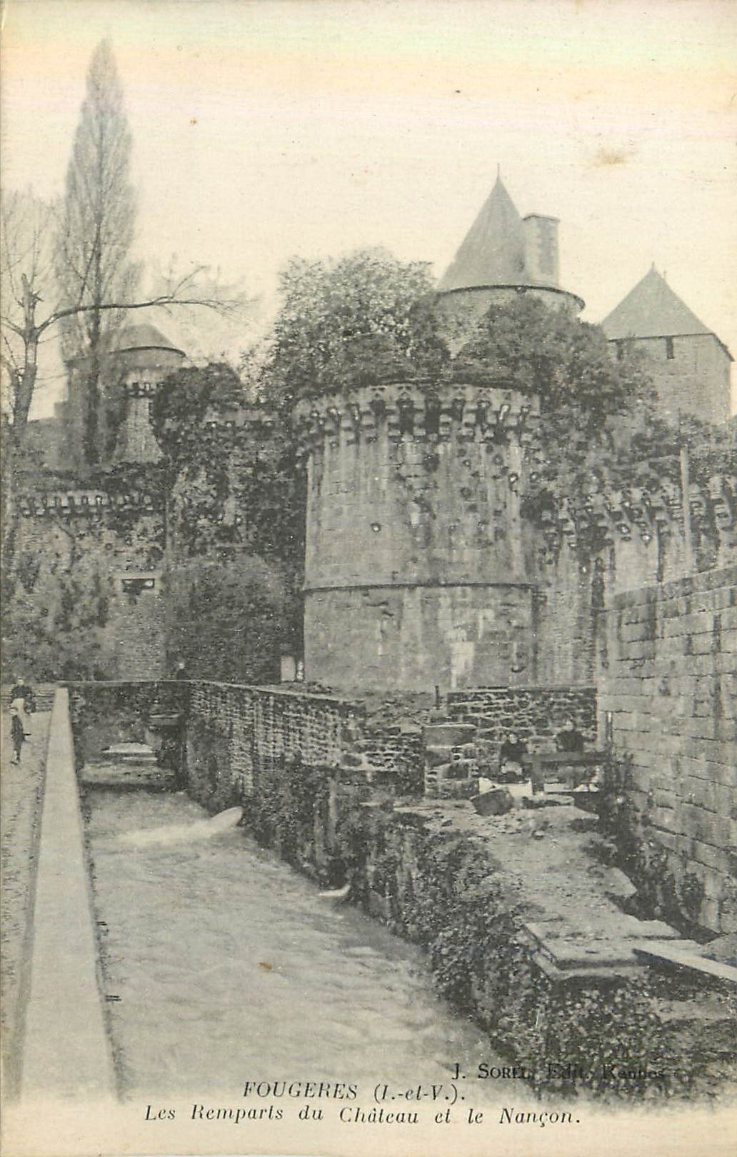 Fougeres (Ille-et-Vilaine) — Les Remparts du Château et le Nançon — J. Sorel, Éditeur, Rennes
