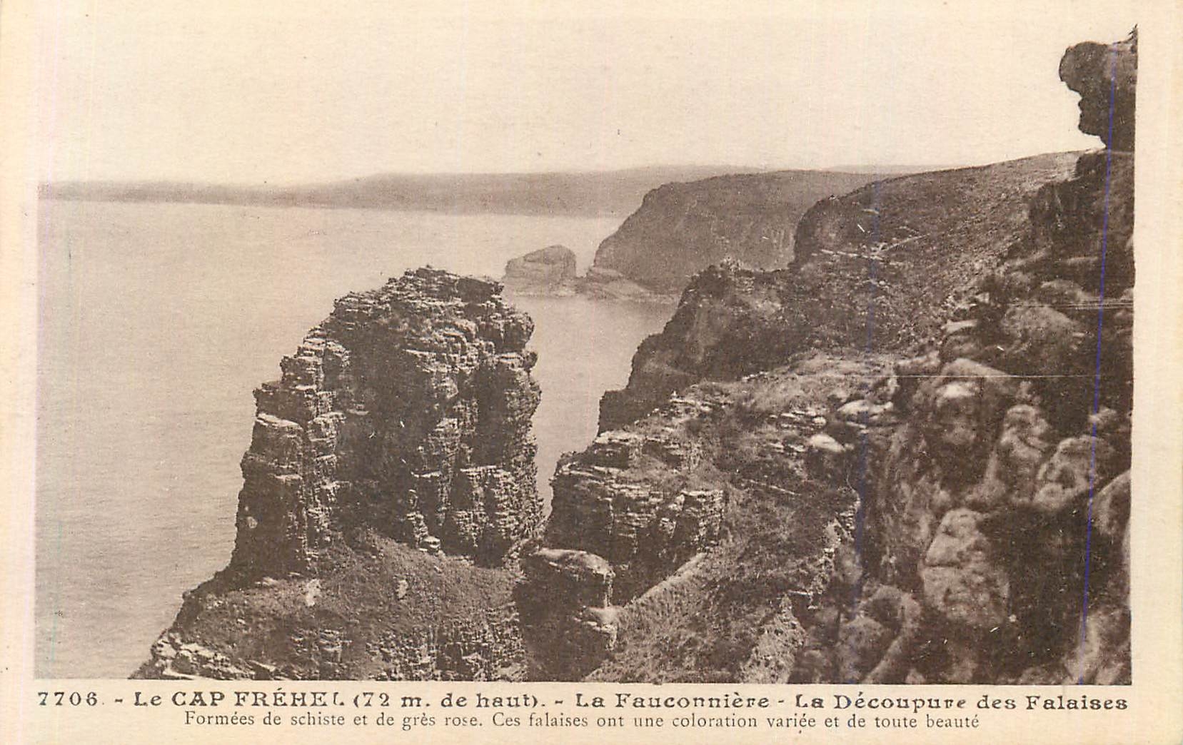 CPA 7708 le cap frehel (72 m de haut) la fauconniere la decoupure des falaises