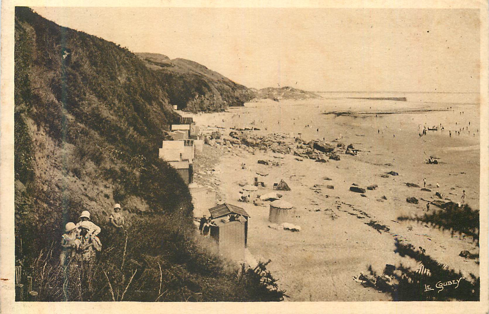 CPA Les belles plages normandes 4253 carteret la plage vue du chemin du douanier