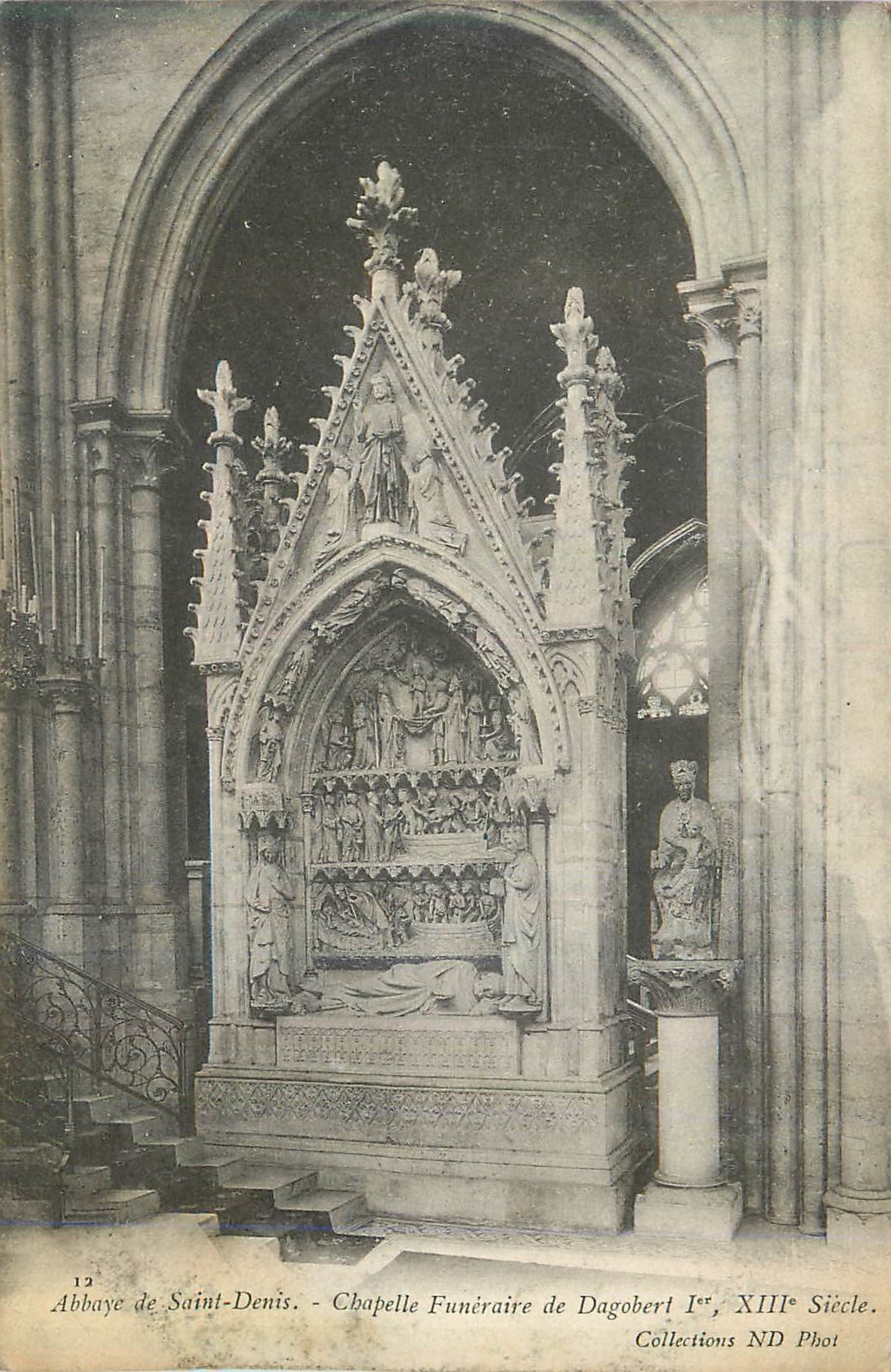 CPA Abbaye de saint denis chapelle funeraire de dagoberi 1er XIII siecle
