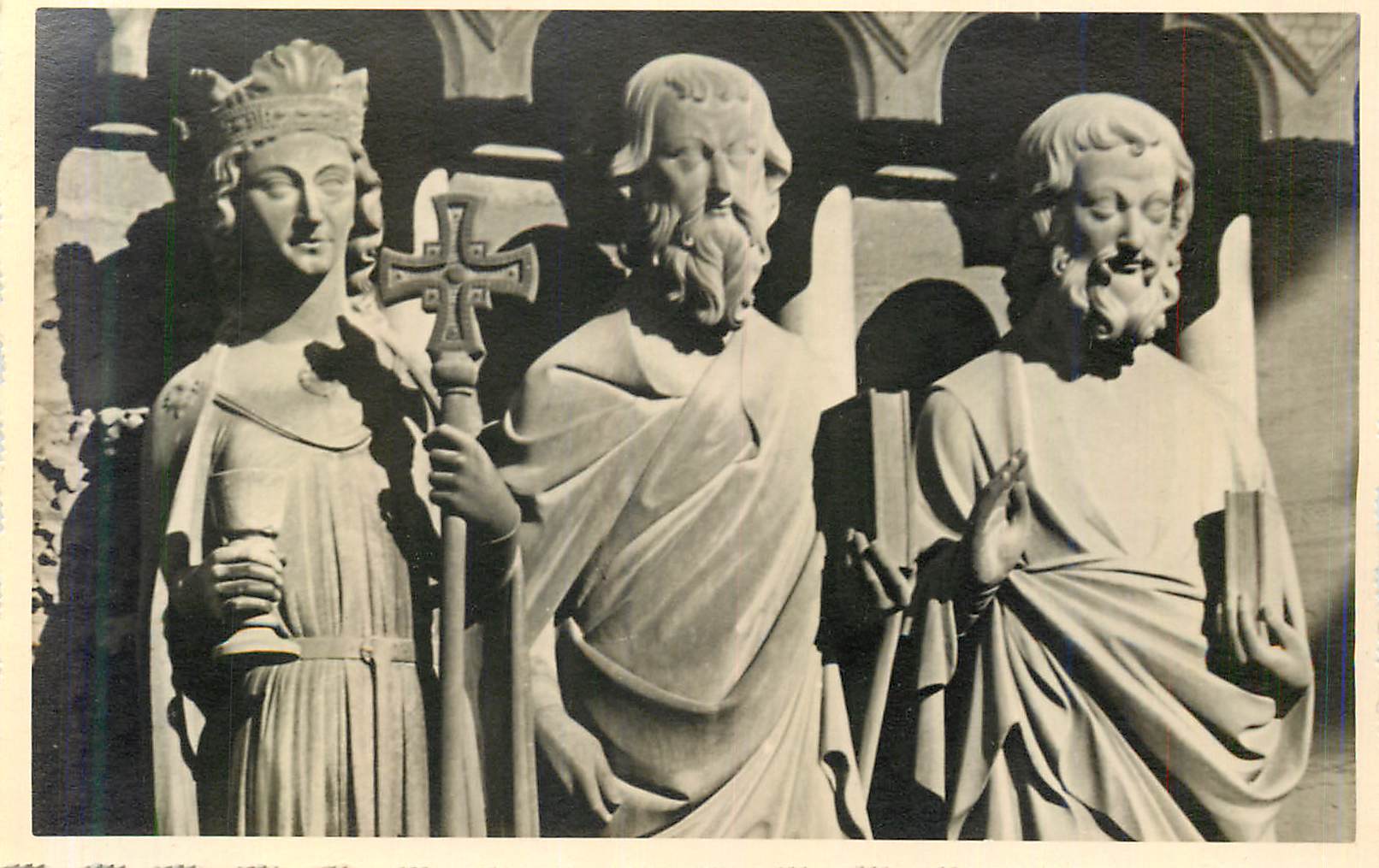 CPM Statues