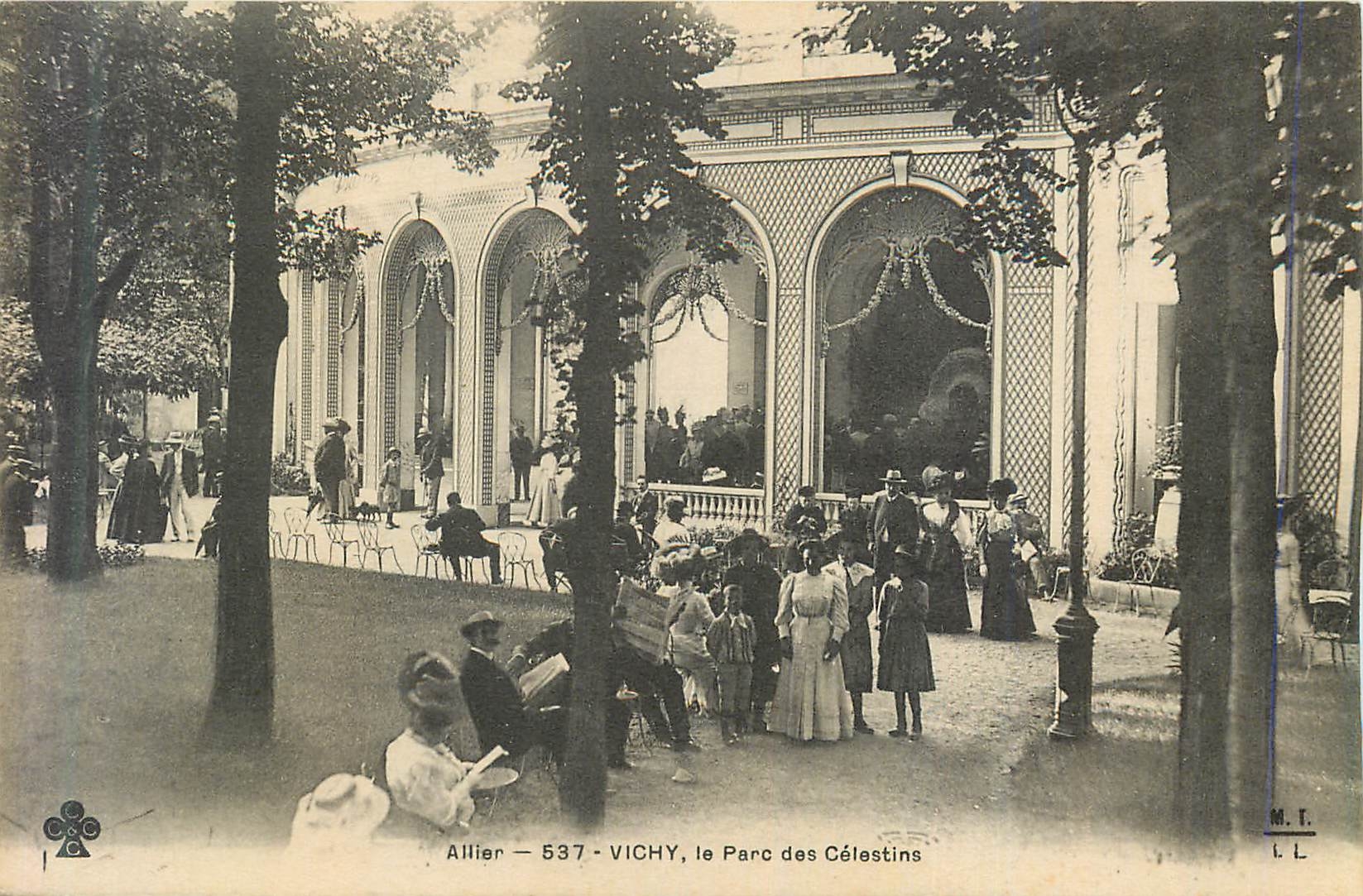 CPA Allier 537 vichy le parc des celestins