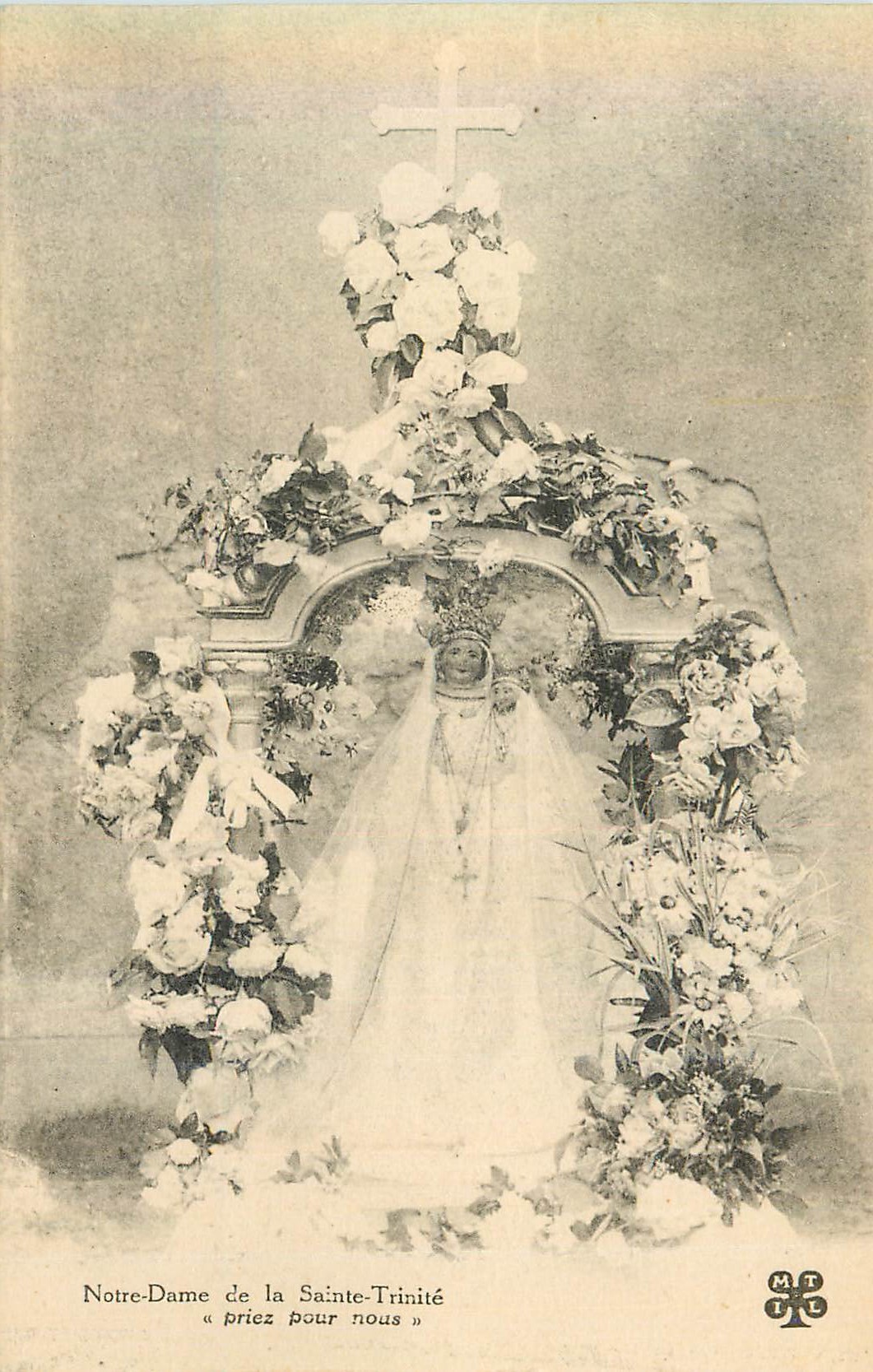 CPA Notre dame de la sainte trinite priez pour nous