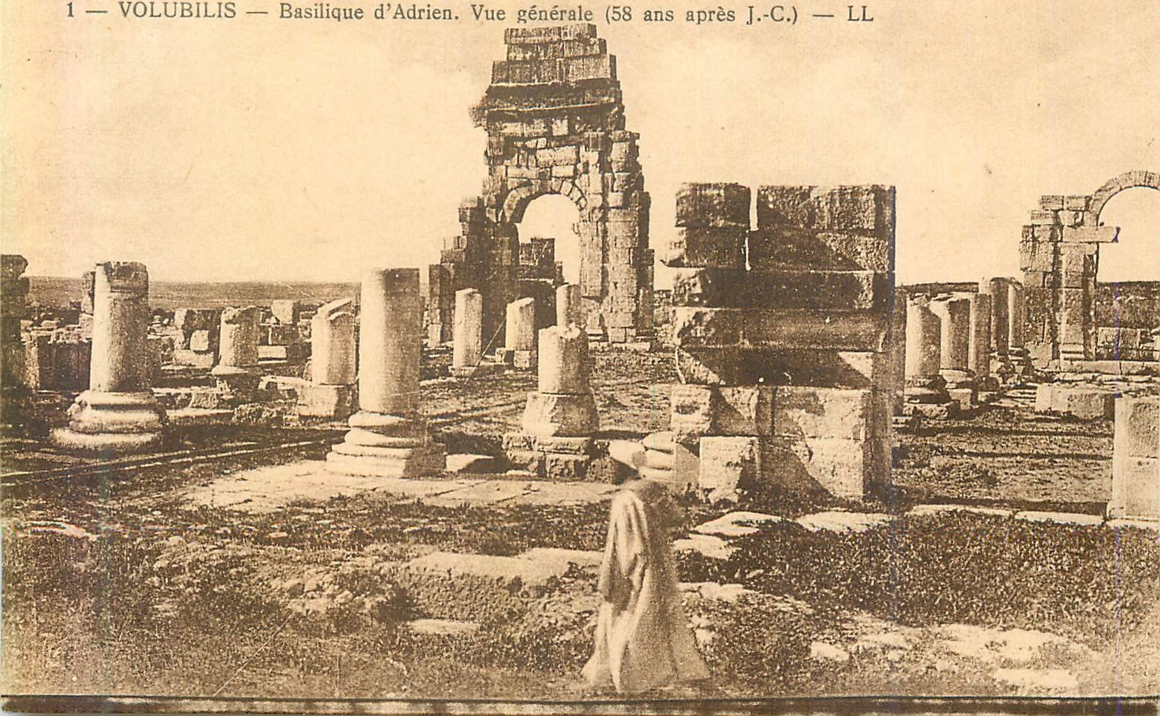 CPA 1 volubilis basilique d adrien vue generale (58 ans apres j c)
