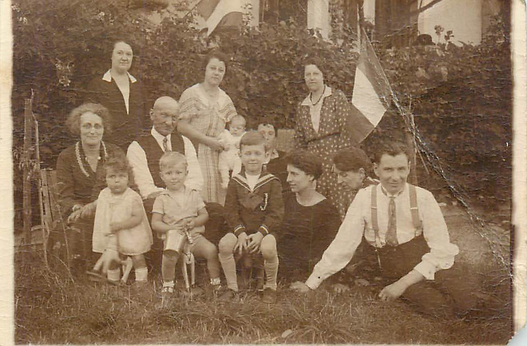 Photo Famille Drapeau Bapteme