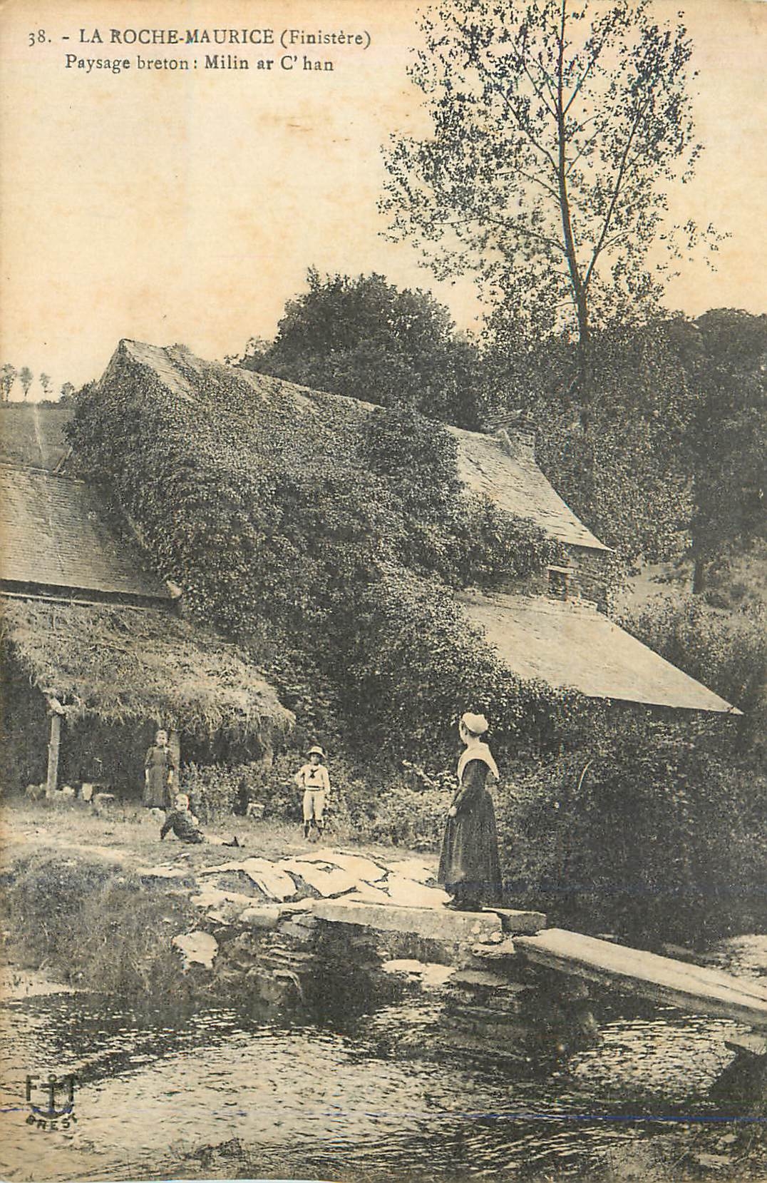 CPA 38 la roche maurice (finistere) paysage breton milin ar chan