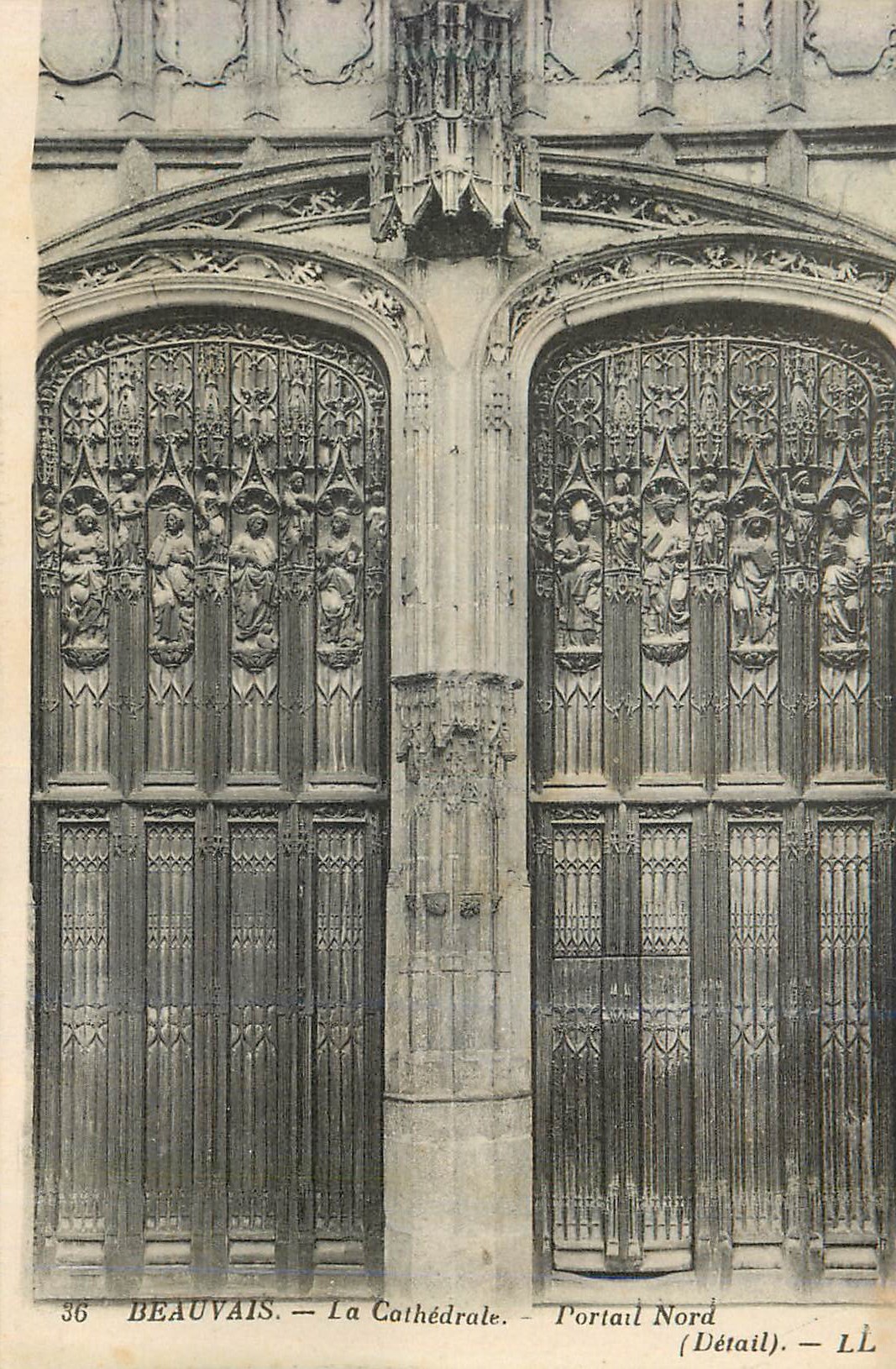 CPA 36 beauvais la cathedrale portail nord (detail)