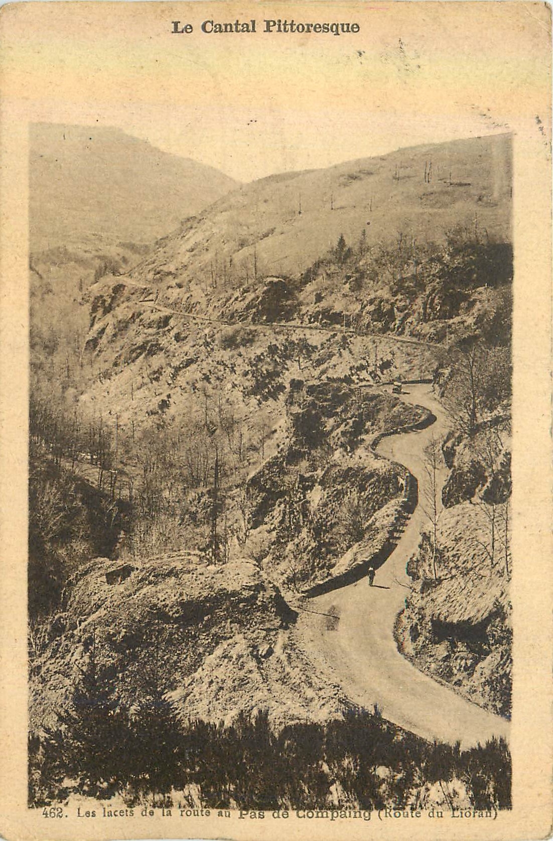 CPA Le cantal pittoresque 462 les lacets de la route au pas de compaing (route du liorad)