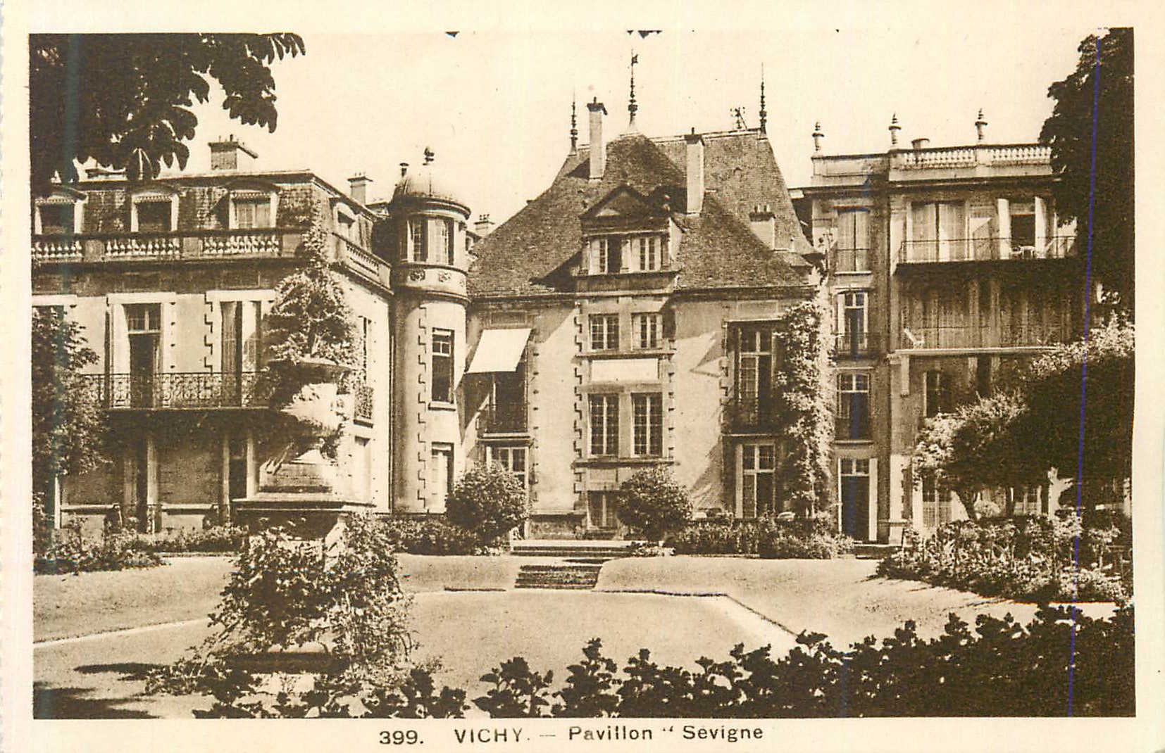 CPA 399 vichy pavillon sevigne