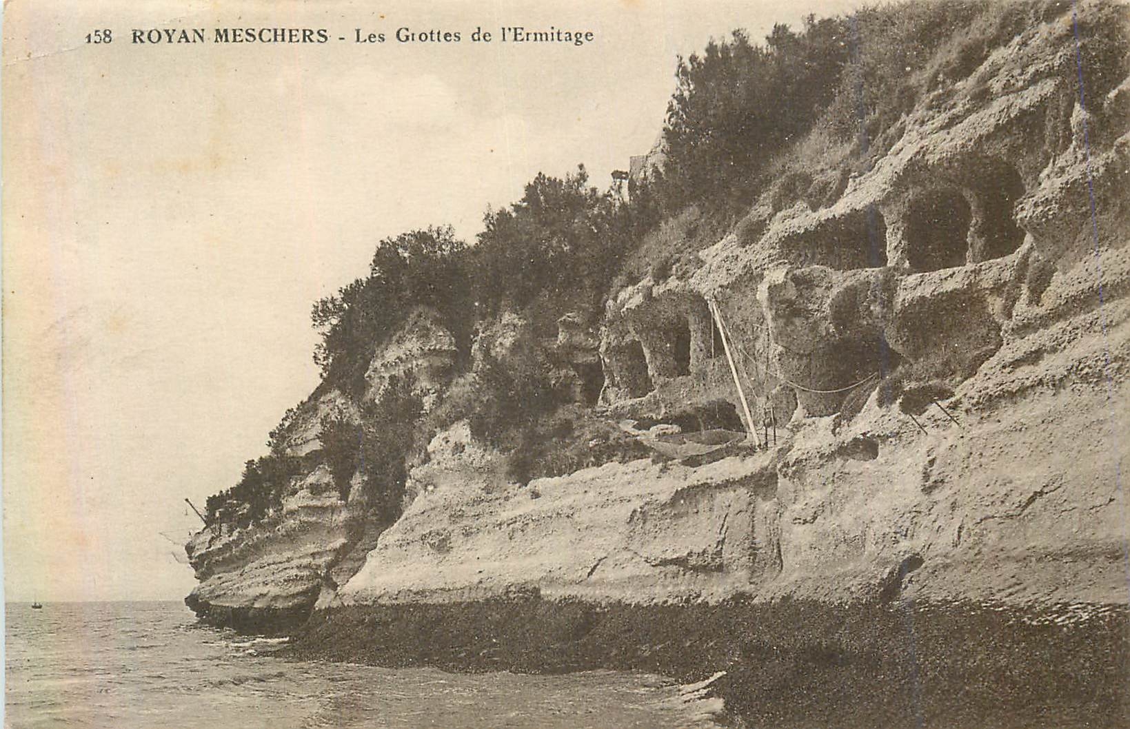 Les Grottes de l'Ermitage — Royan-Meschers — Édition Nouvelles Galeries, Royan