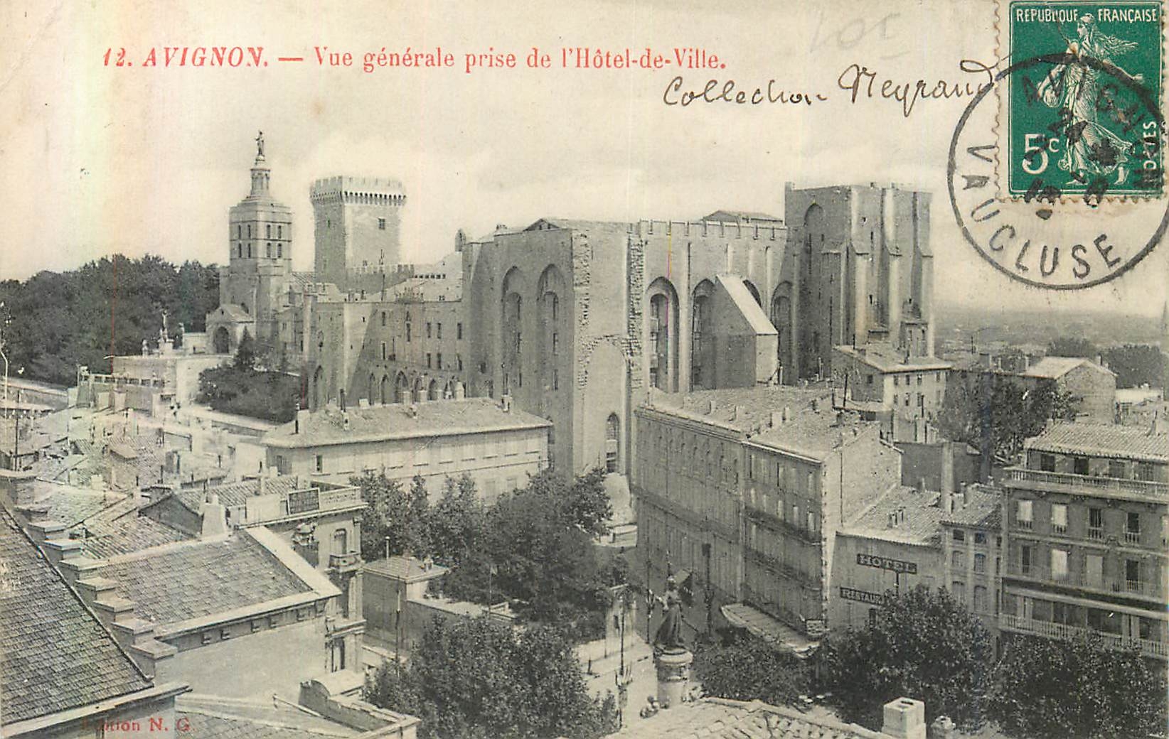 CPA 12 avignon vue generale prise de l hotel de ville