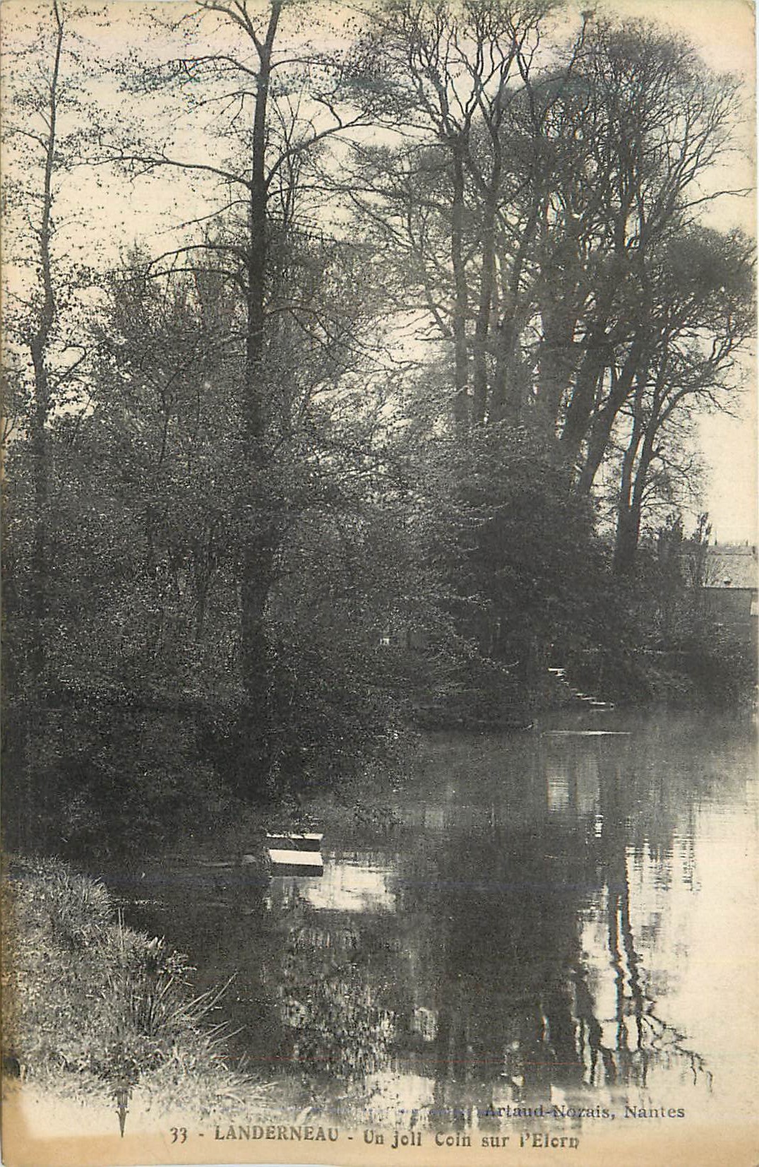 CPA 33 landerneau un joli coin sur l elorn