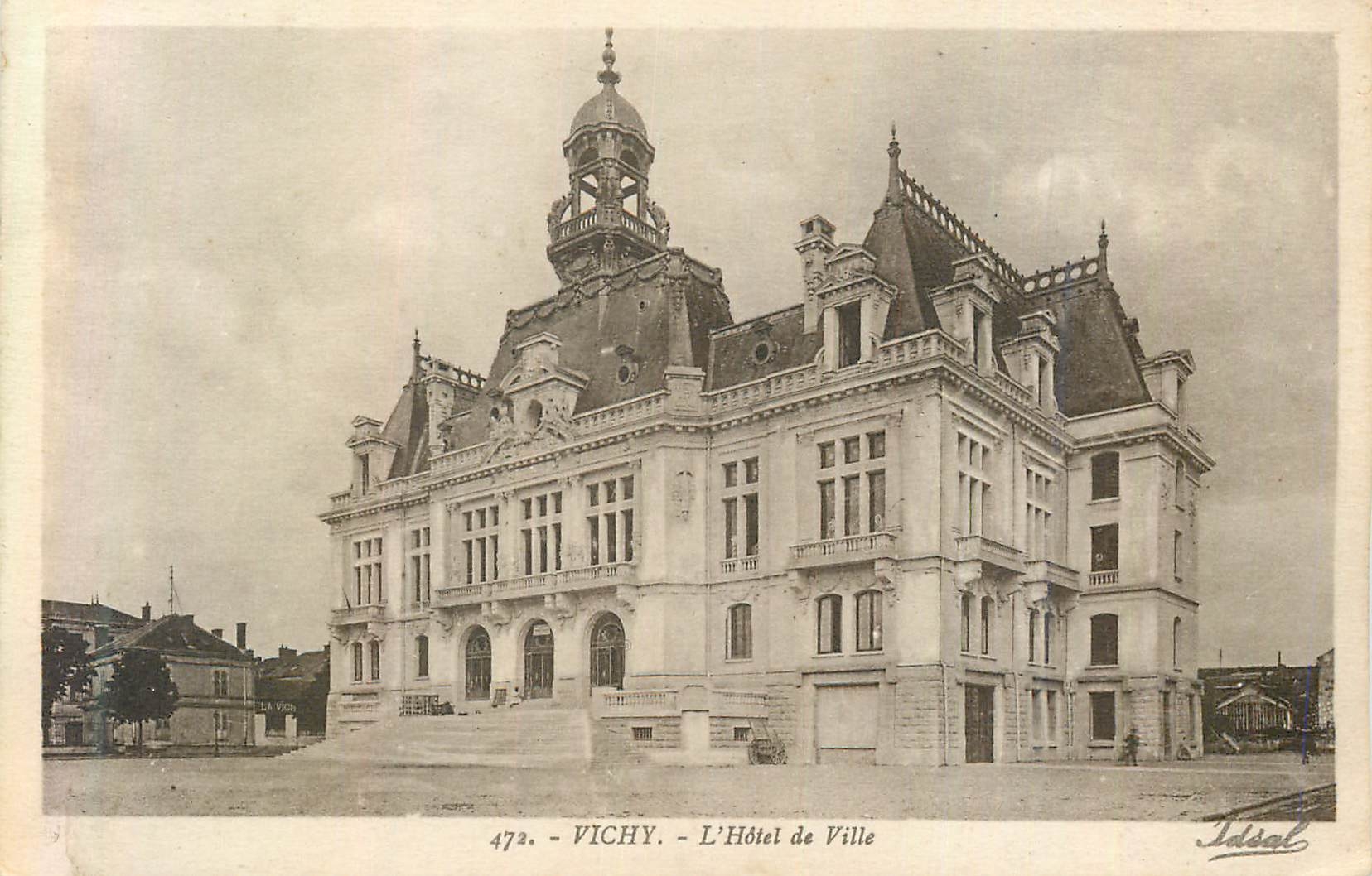 CPA 472 vichy l hotel de ville