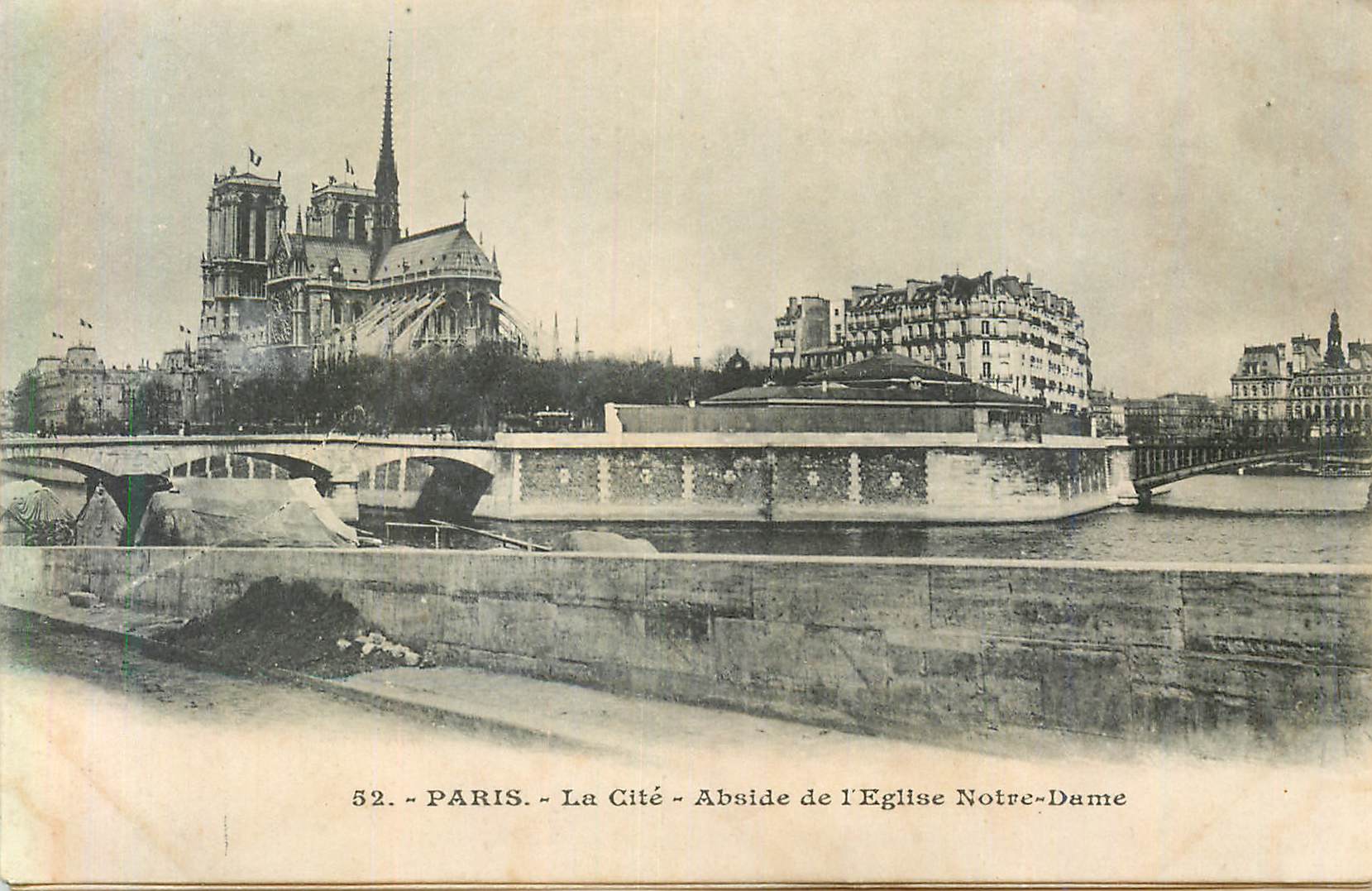 CPA 52 paris la cite abside de l eglise notre dame