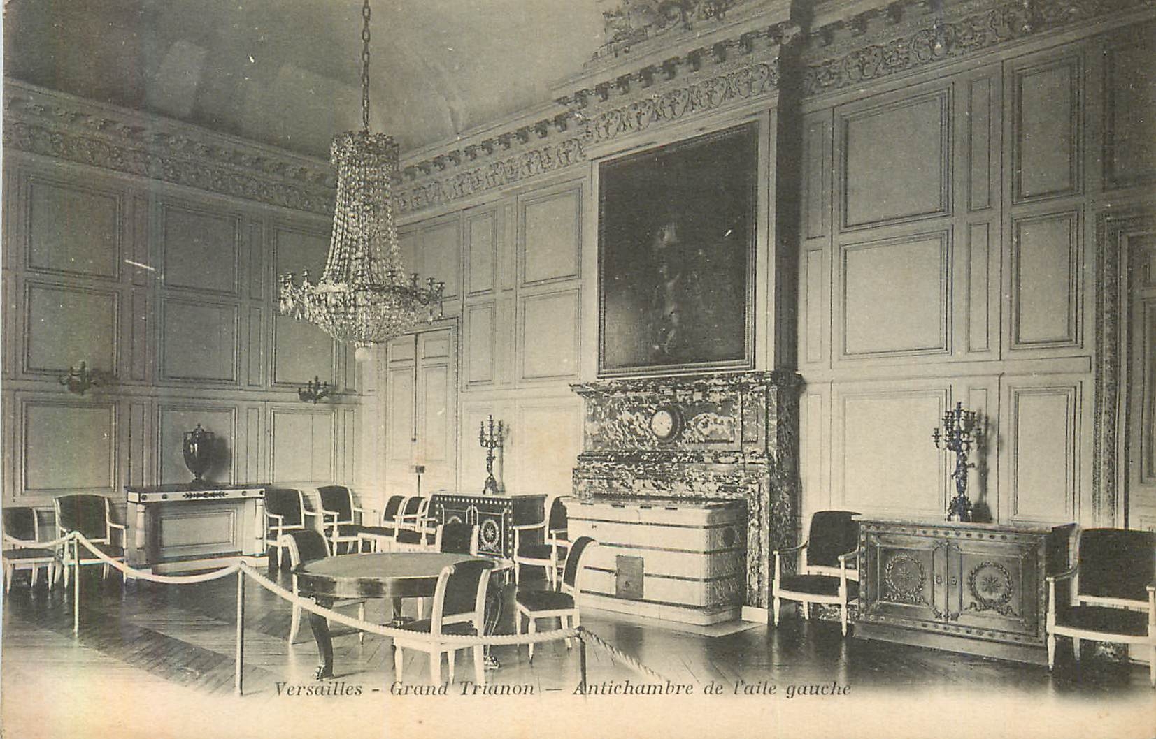 CPA Versailles grand trianon antichambre de l aile gauche