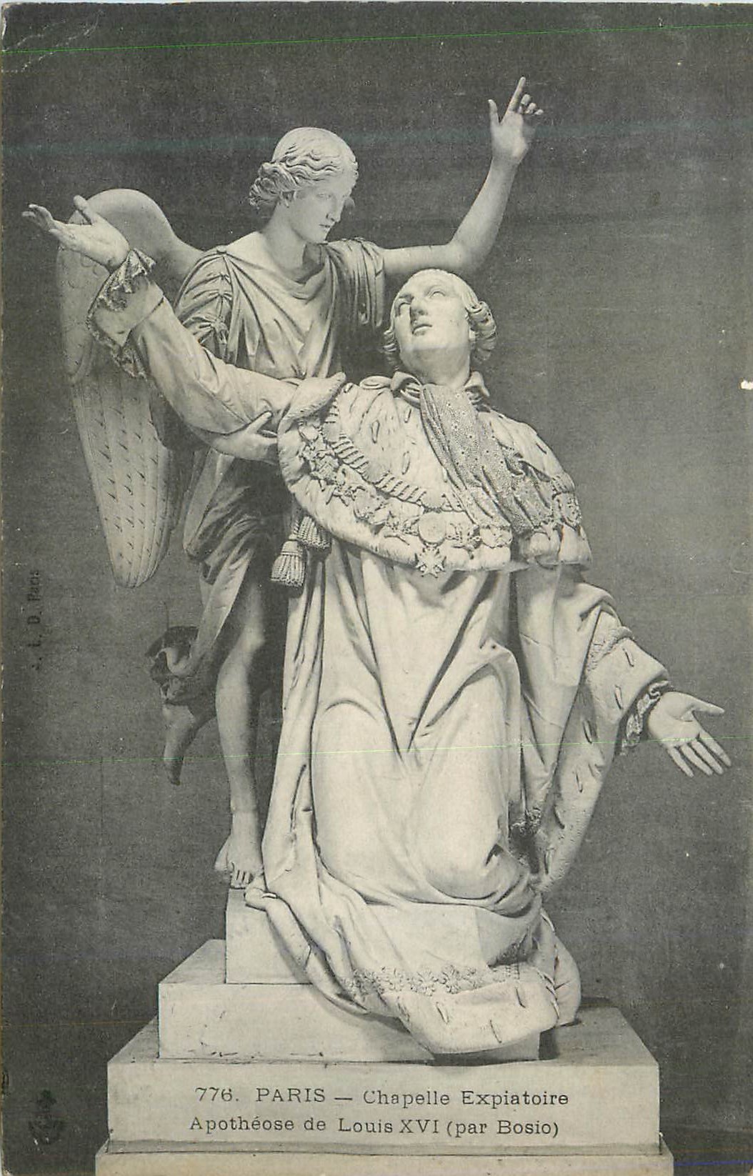 CPA 776 paris chapelle expiatoire apotheose de louis xvi (par bosio)