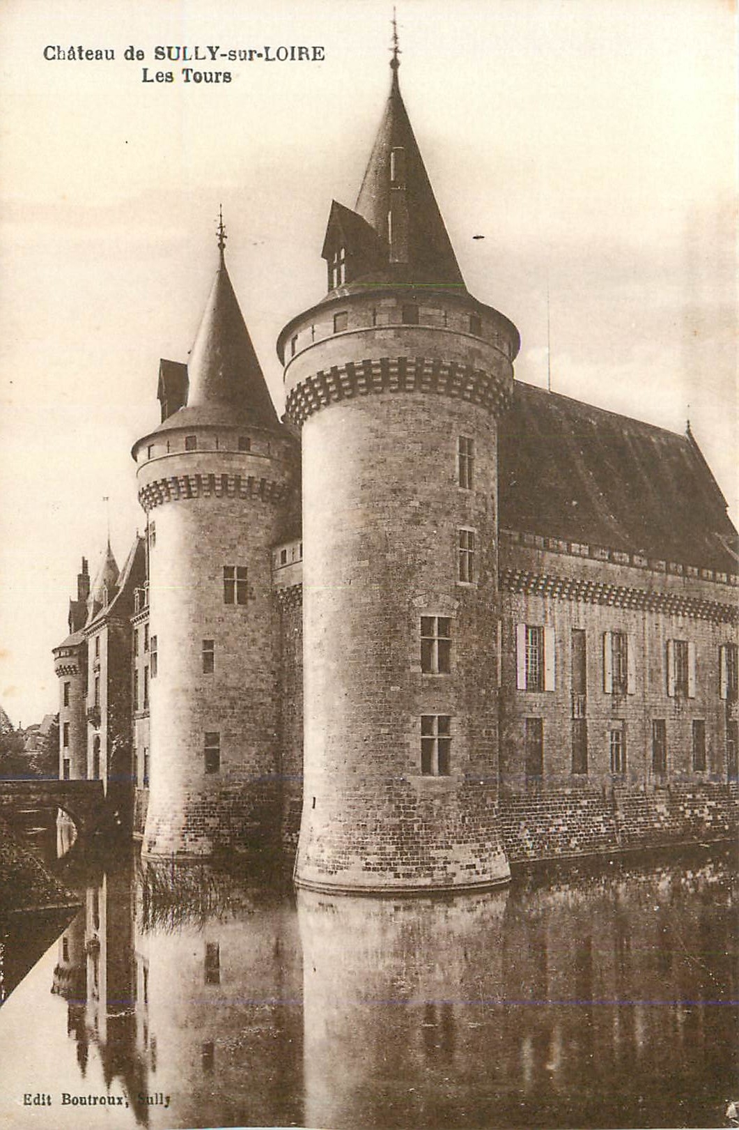 CPA Chateau de sully sur loire les tours