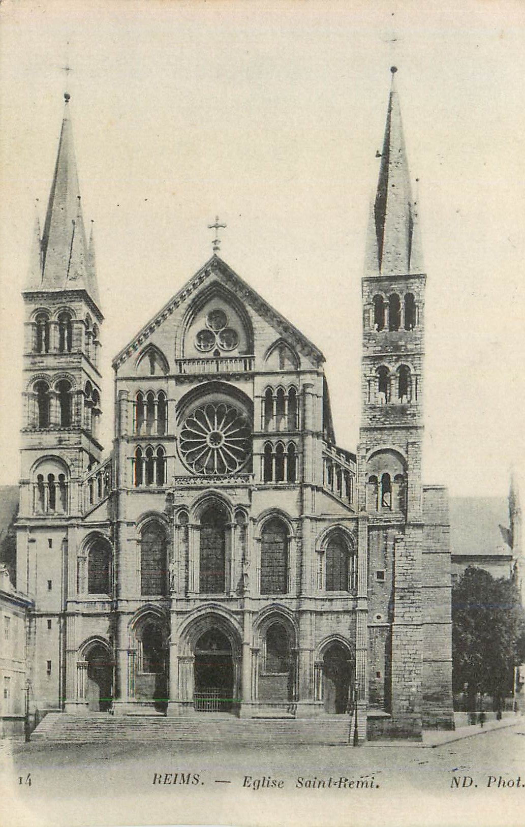CPA 14 reims eglise saint remi