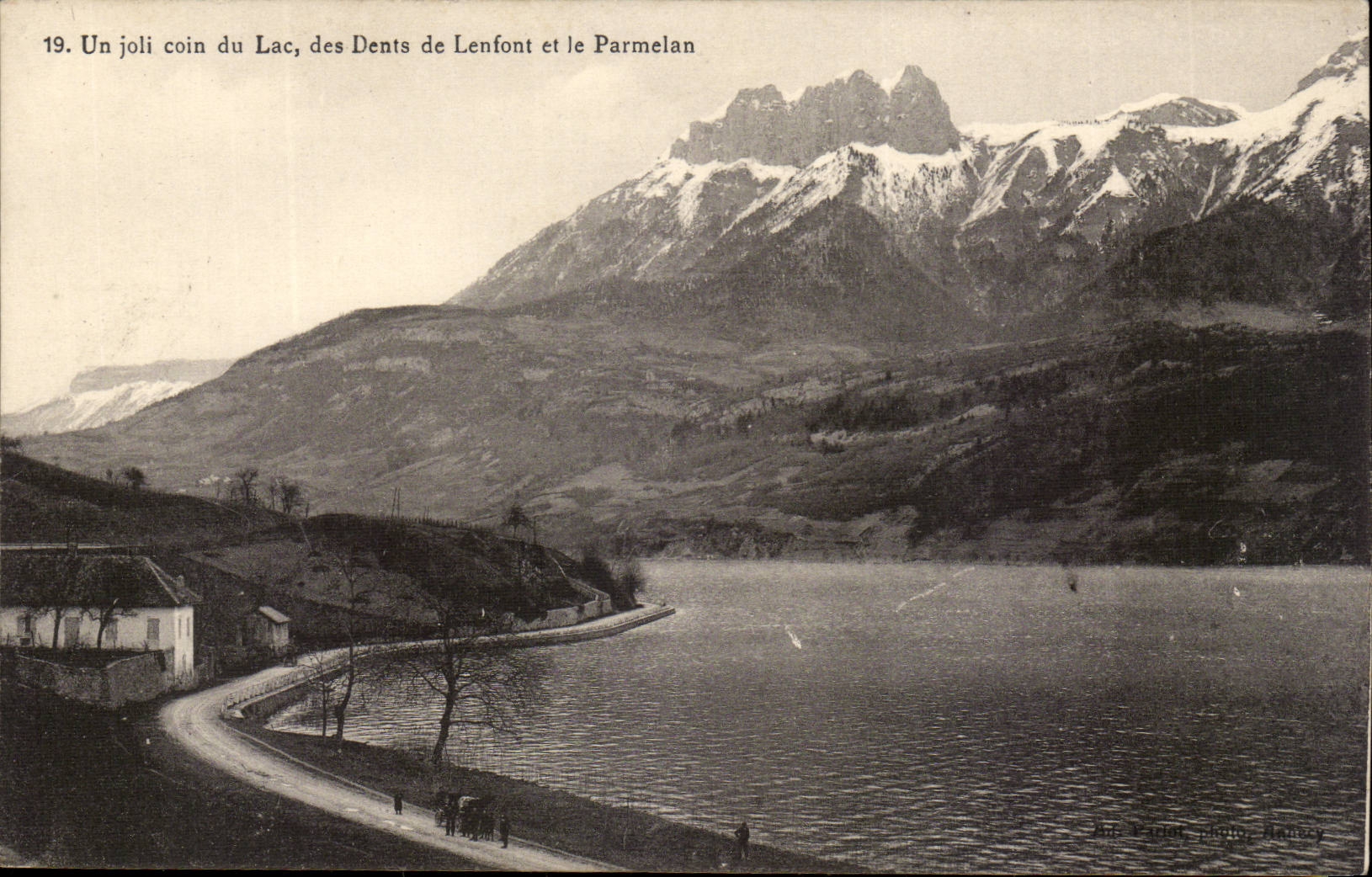 CPA Un joli coin du lac des dents de Lenfont et le Parmelan